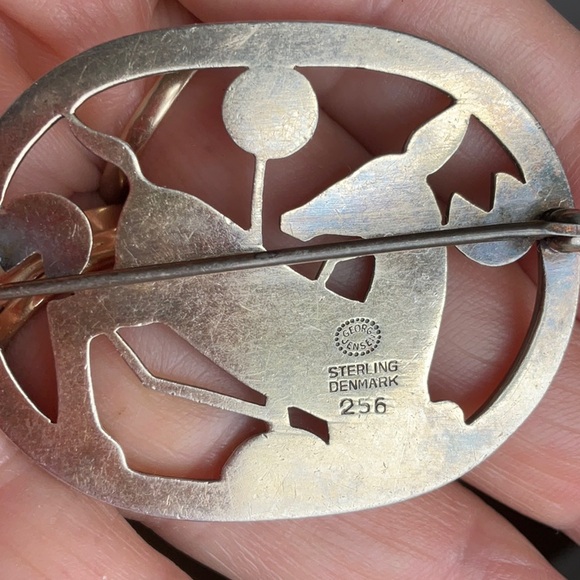 Georg Jensen kneeling deer pin - Picture 3 of 6